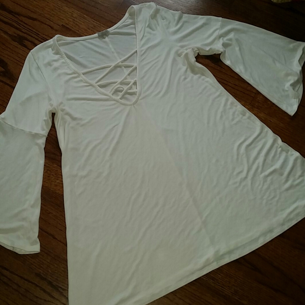 5/$20  😲 Cream Boho Tunic Top